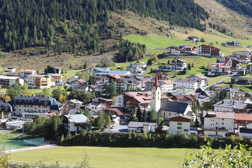 Hotel Landle Galtür エクステリア 写真